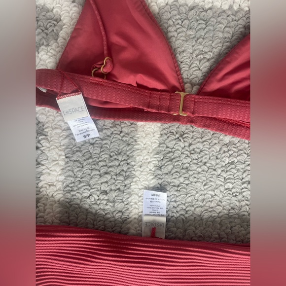 LSPACE Bikini Top & Bottom (S & M) - Picture 5 of 5